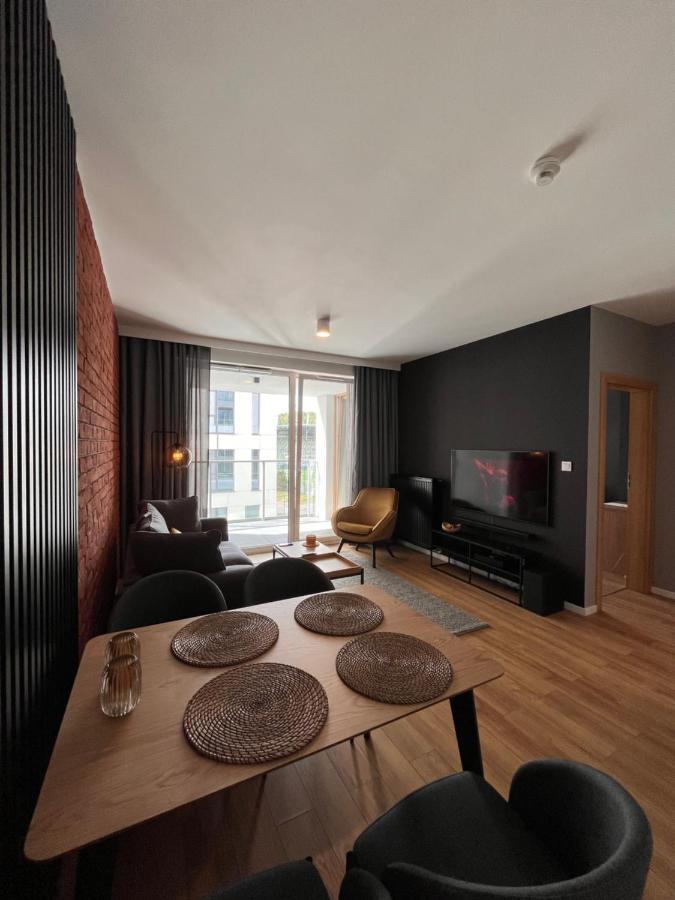 Apartamenty Bruno I Bianca W Symphony Modern Tower Gdynia 2 I 3 Pietro Exterior photo