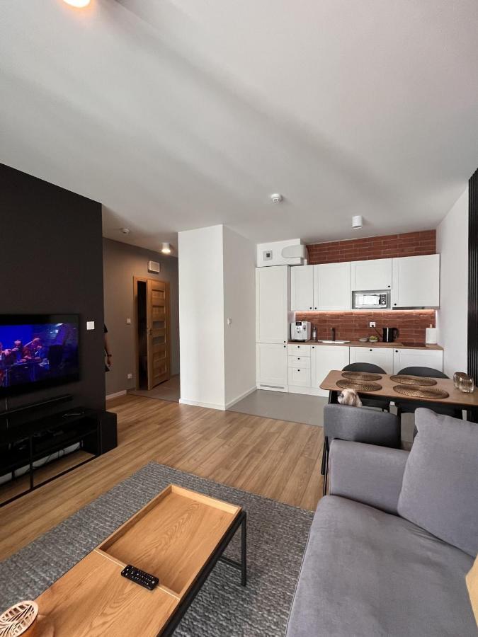 Apartamenty Bruno I Bianca W Symphony Modern Tower Gdynia 2 I 3 Pietro Exterior photo