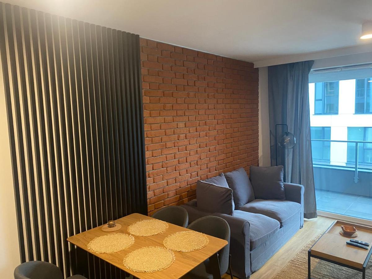 Apartamenty Bruno I Bianca W Symphony Modern Tower Gdynia 2 I 3 Pietro Exterior photo